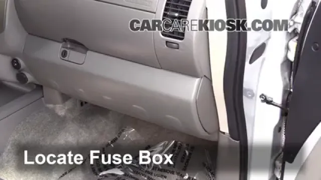2012 Nissan Frontier SL 4.0L V6 Crew Cab Pickup Fuse (Interior) Check